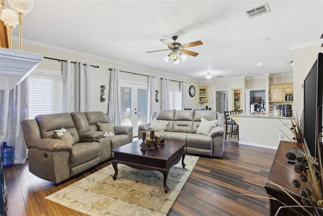 711 Sherry Drive, Sulphur, LA 70663