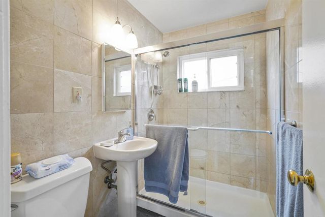 3492 Bayside Lane, San Diego, CA 92109