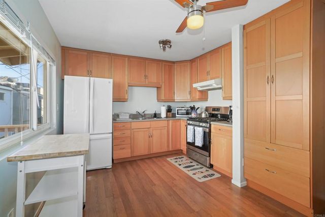 3492 Bayside Lane, San Diego, CA 92109