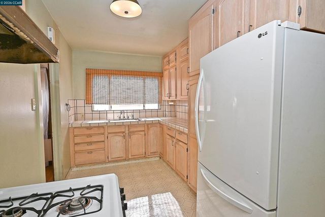 209 Arroyo Ave, San Leandro, CA 94577