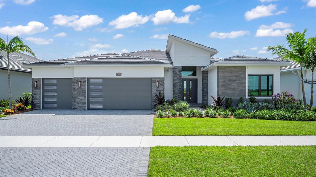 9155 SW Shinnecock Drive, Port St Lucie, FL 34987