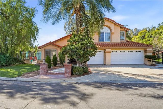 1709 La Mancha, Pomona, CA 91768