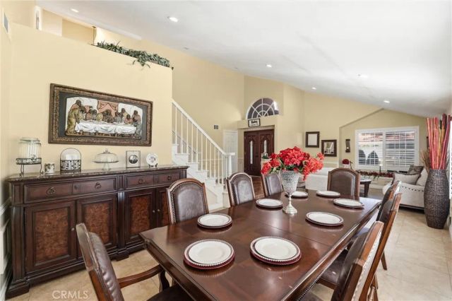 1709 La Mancha, Pomona, CA 91768