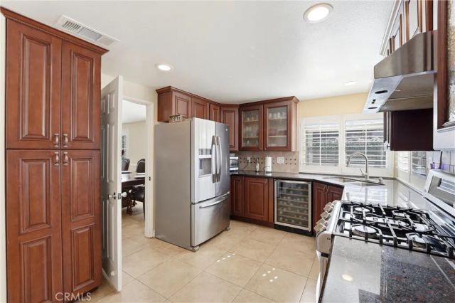 1709 La Mancha, Pomona, CA 91768