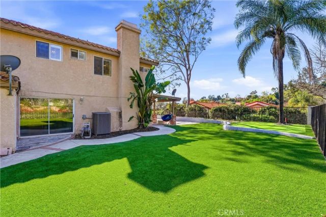 1709 La Mancha, Pomona, CA 91768