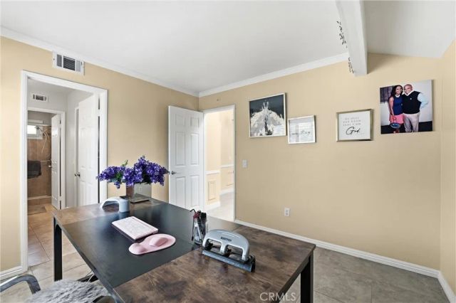 1709 La Mancha, Pomona, CA 91768