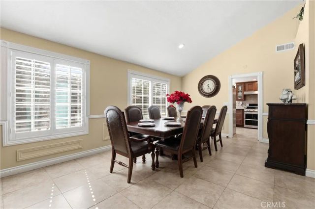 1709 La Mancha, Pomona, CA 91768