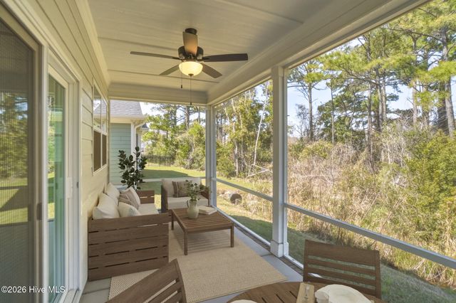 513 E Great Egret Way, Beaufort, NC 28516