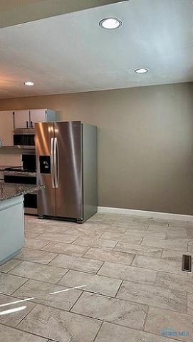 181 S US Highway 23, Fostoria, OH 44830