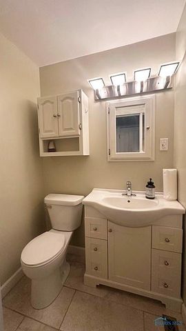 181 S US Highway 23, Fostoria, OH 44830