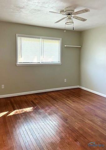 181 S US Highway 23, Fostoria, OH 44830