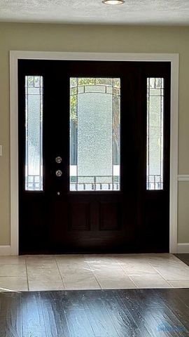 181 S US Highway 23, Fostoria, OH 44830