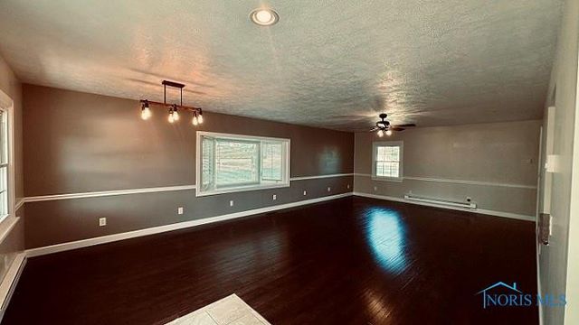 181 S US Highway 23, Fostoria, OH 44830