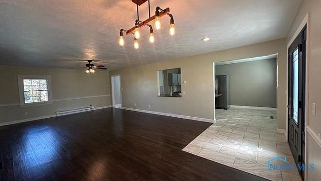 181 S US Highway 23, Fostoria, OH 44830