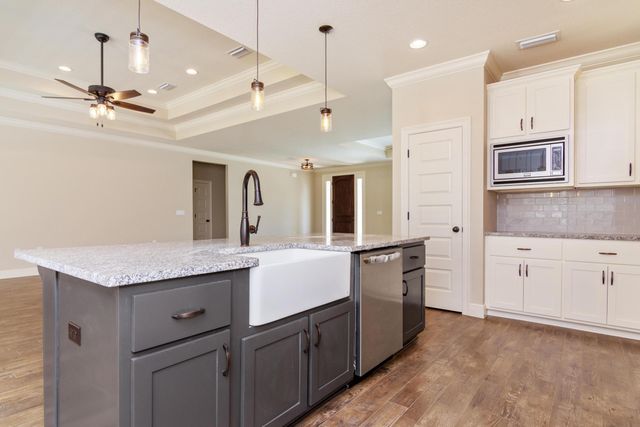 5364 Wyndell Circle, Crestview, FL 32539