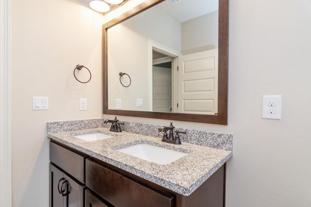 5364 Wyndell Circle, Crestview, FL 32539