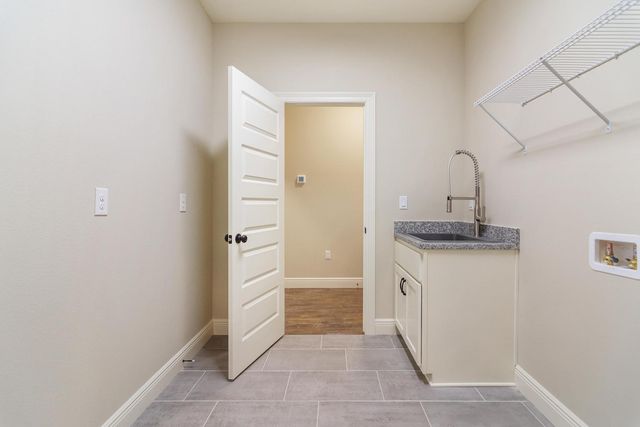 5364 Wyndell Circle, Crestview, FL 32539