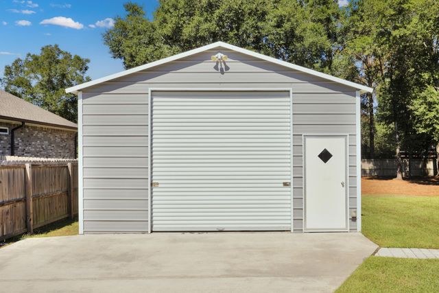 5364 Wyndell Circle, Crestview, FL 32539