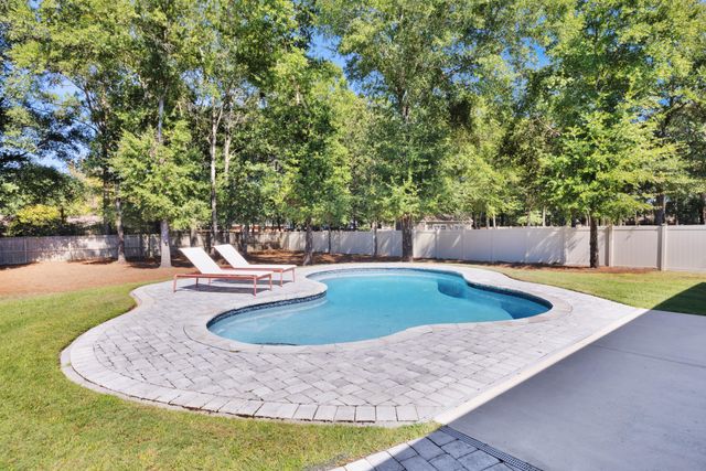 5364 Wyndell Circle, Crestview, FL 32539