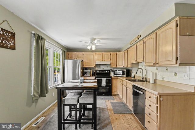 9121 DEVIATION RD, Nottingham, MD 21236