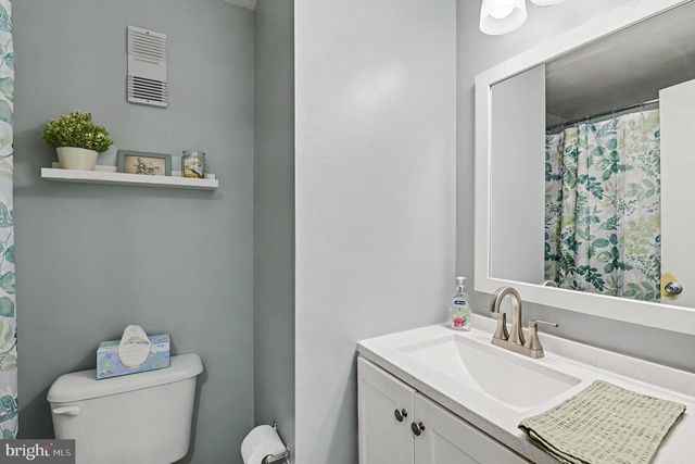 9121 DEVIATION RD, Nottingham, MD 21236