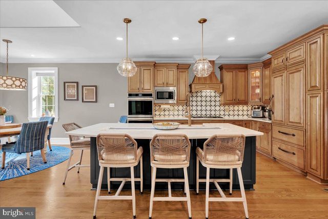 341 STATION AVE, Haddonfield, NJ 08033