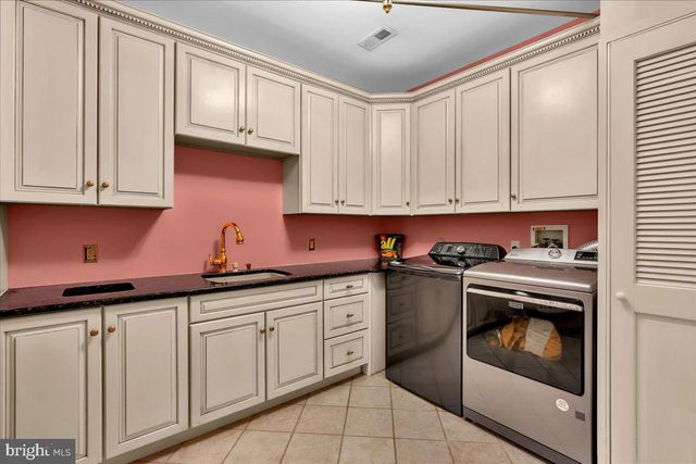 341 STATION AVE, Haddonfield, NJ 08033