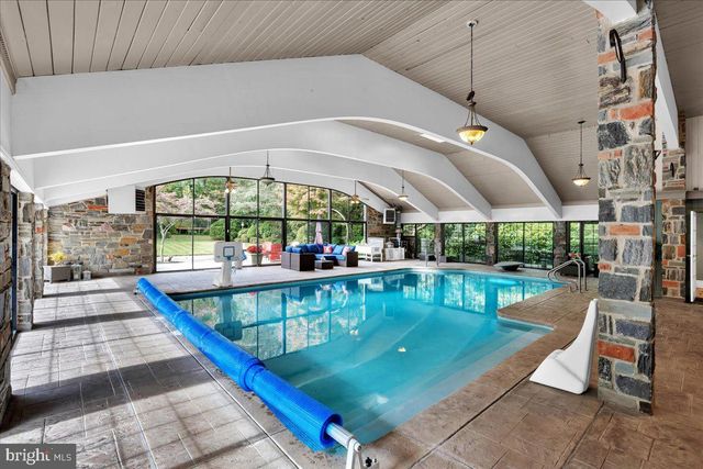 341 STATION AVE, Haddonfield, NJ 08033