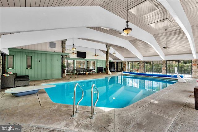 341 STATION AVE, Haddonfield, NJ 08033