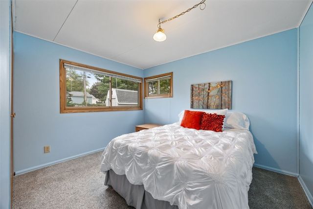 1313 Ash Street, Iowa City, IA 52240