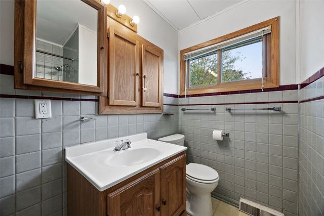 1313 Ash Street, Iowa City, IA 52240