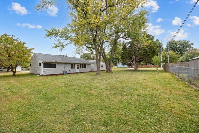 1313 Ash Street, Iowa City, IA 52240