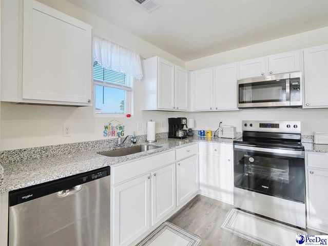 1964 Eastpark, Darlington, SC 29532