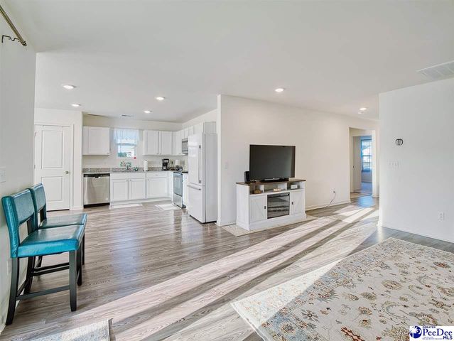 1964 Eastpark, Darlington, SC 29532