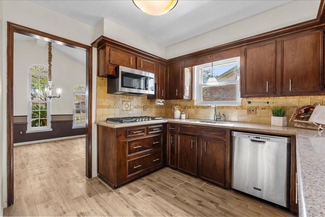 11402 Sagewind Drive, Houston, TX 77089