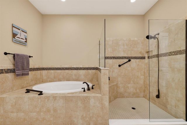 5010 TIVOLI RUN, Bradenton, FL 34211