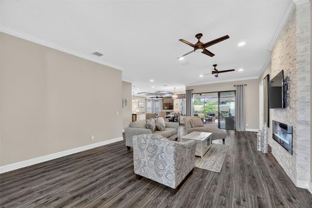 5010 TIVOLI RUN, Bradenton, FL 34211