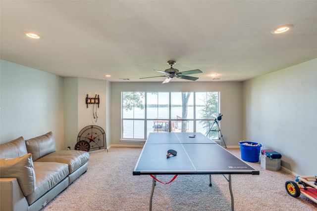194 Shady Shores Drive, Mabank, TX 75156