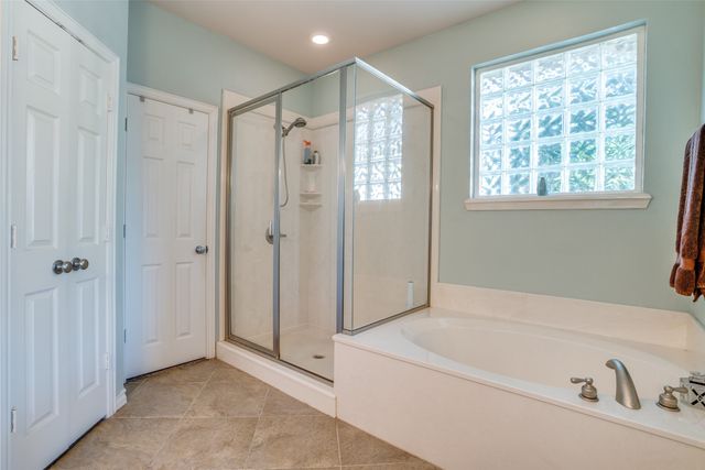 194 Shady Shores Drive, Mabank, TX 75156