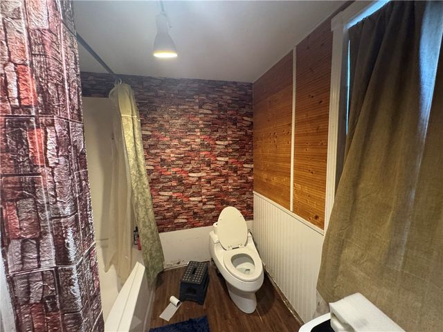 1447 Foliage St, Wilkinsburg, PA 15221