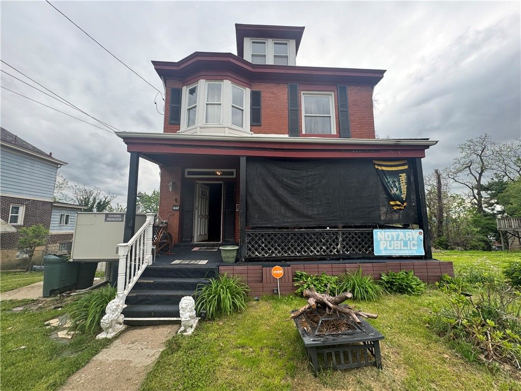1447 Foliage St, Wilkinsburg, PA 15221