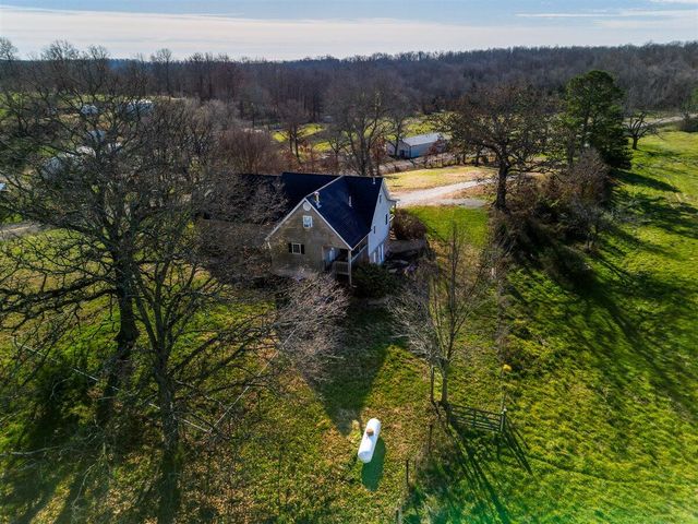 12305 Ad Highway, Mountain Grove, MO 65711