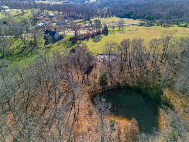 12305 Ad Highway, Mountain Grove, MO 65711