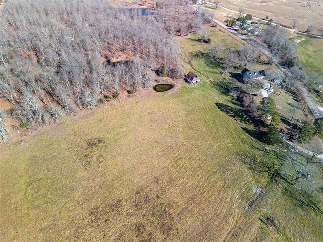 12305 Ad Highway, Mountain Grove, MO 65711