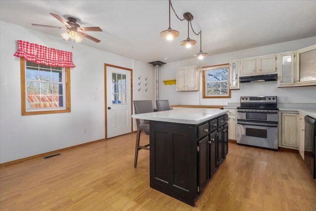 12305 Ad Highway, Mountain Grove, MO 65711