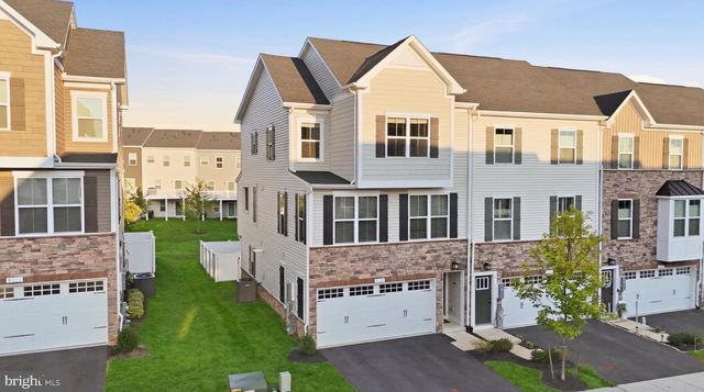 8115 PRIMROSE LN, Laurel, MD 20723