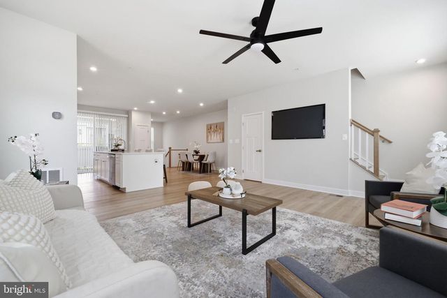 8115 PRIMROSE LN, Laurel, MD 20723