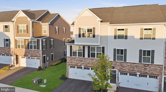 8115 PRIMROSE LN, Laurel, MD 20723