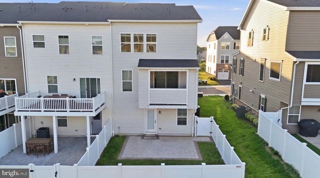 8115 PRIMROSE LN, Laurel, MD 20723