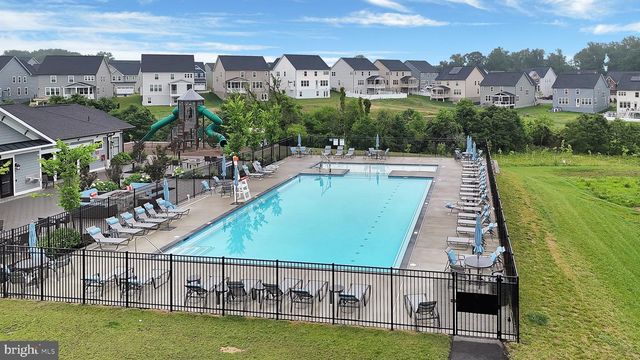 8115 PRIMROSE LN, Laurel, MD 20723